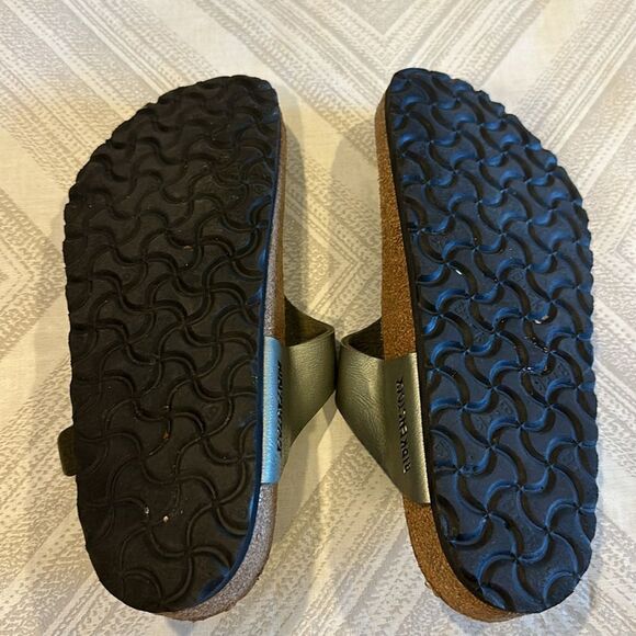 Birkenstock Women’s Gizeh Birko-Flor Silver Flip Flop - Size 38 - Picture 5 of 6